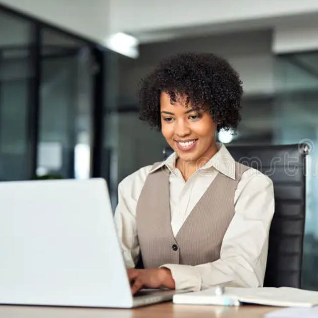 Nellion Cloud United States web design team collaborating on a client project